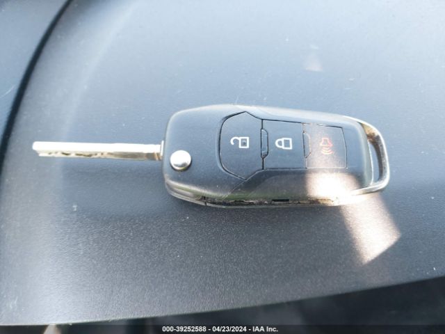 3FTTW8E34PRA28729 Ford Maverick Xl