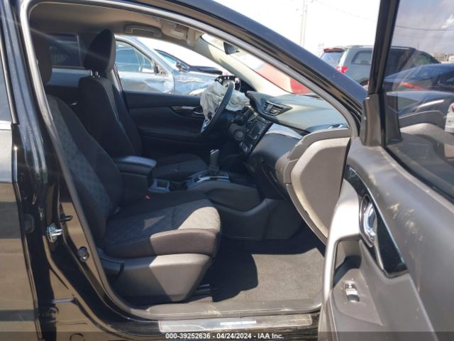 JN1BJ1CP6KW232822 Nissan Rogue Sport Sv