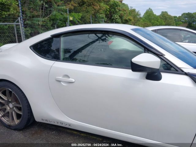JF1ZNAA14E9700277 Scion FR-S