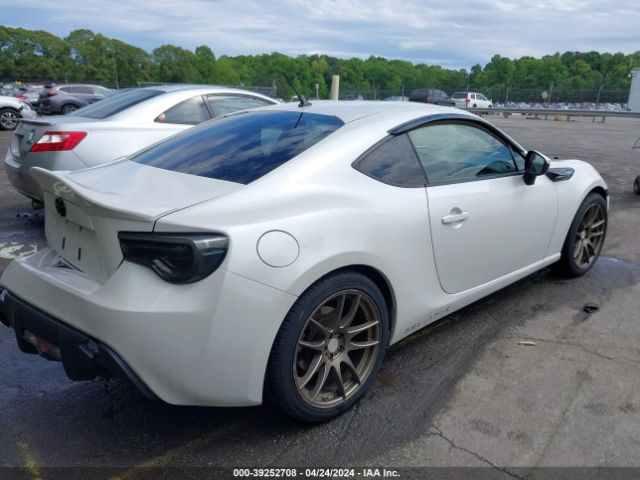 JF1ZNAA14E9700277 Scion FR-S