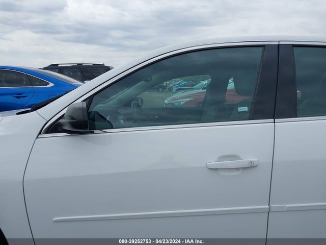 Chevrolet Malibu 1ls 2014 1G11B5SL7EF131913 Image 14