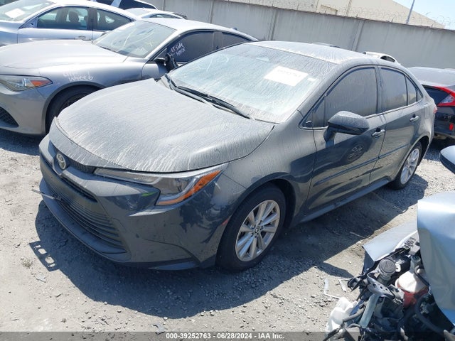 Toyota COROLLA LE 2024 JTDB4MEE6R3024663 Image 2