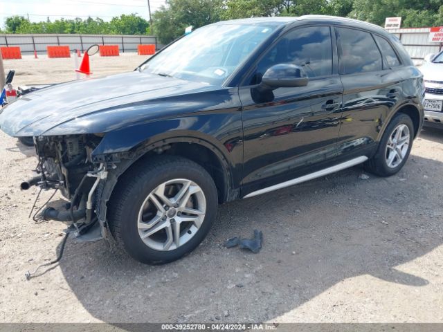 WA1ANAFY8J2073125 Audi Q5 2.0t Premium/2.0t Tech Premium