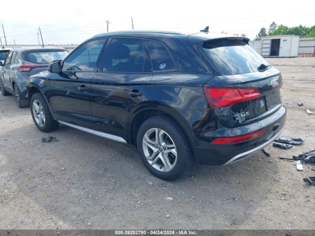 WA1ANAFY8J2073125 Audi Q5 2.0t Premium/2.0t Tech Premium