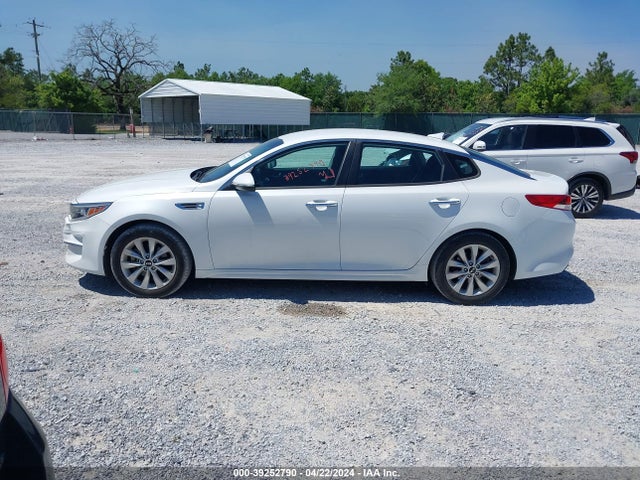 KIA Optima Lx 2017 5XXGT4L32HG125501 Image 15