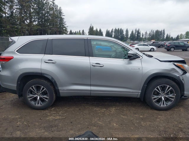 Toyota Highlander Hybrid Le 2017 5TDBGRFH8HS026084 Image 13