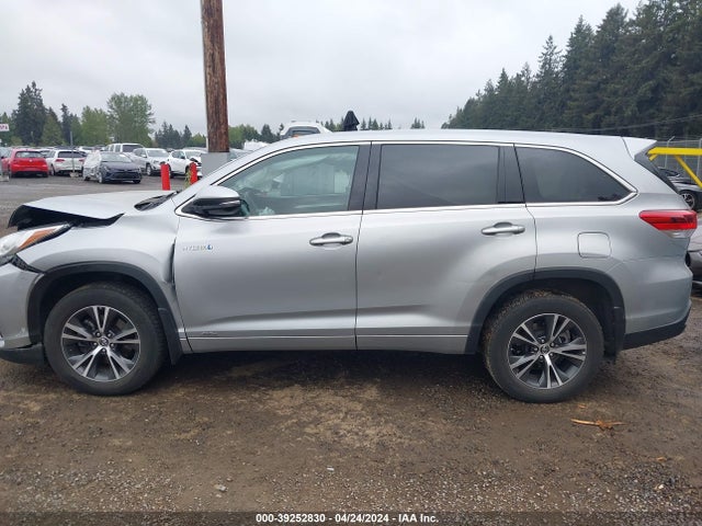 Toyota Highlander Hybrid Le 2017 5TDBGRFH8HS026084 Image 14