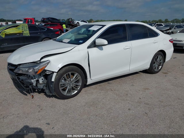 Toyota CAMRY SE 2015 4T1BF1FK9FU061740 Image 2