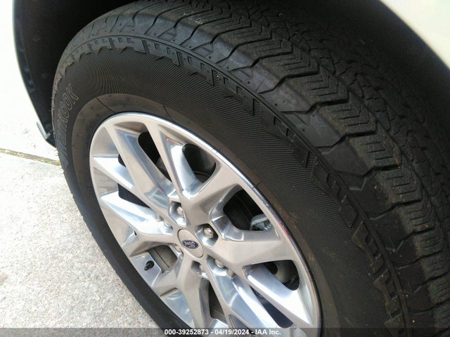 Ford Expedition Xlt 2020 1FMJU1HTXLEA74610 Image 19