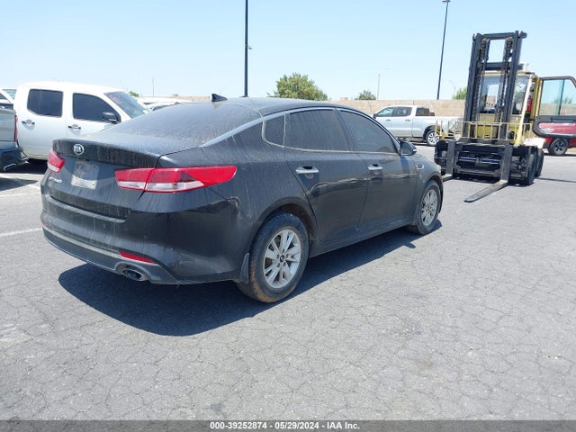 KIA Optima Lx 2018 5XXGT4L31JG203272 Image 4