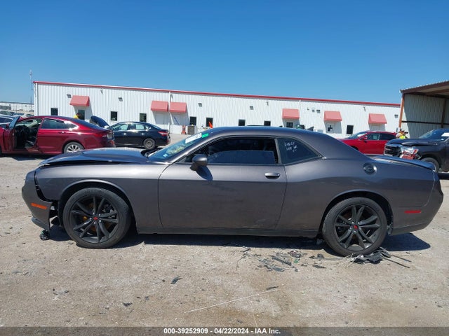 Dodge Challenger Sxt Plus 2018 2C3CDZAG5JH322233 Image 14