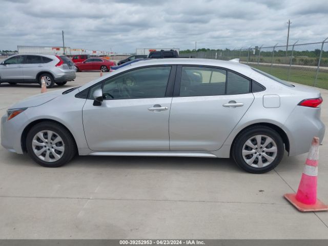 JTDEPRAE5LJ115255 Toyota COROLLA LE