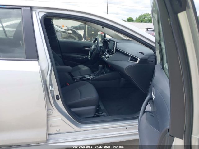 JTDEPRAE5LJ115255 Toyota COROLLA LE