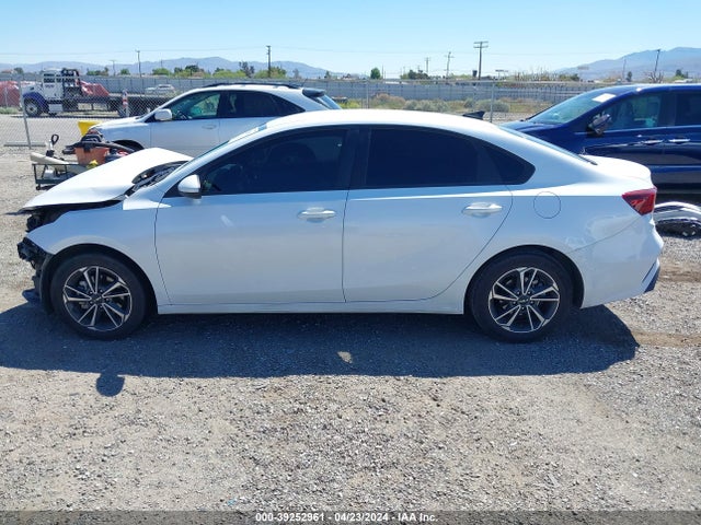KIA Forte Lxs 2022 3KPF24AD4NE431128 Image 14