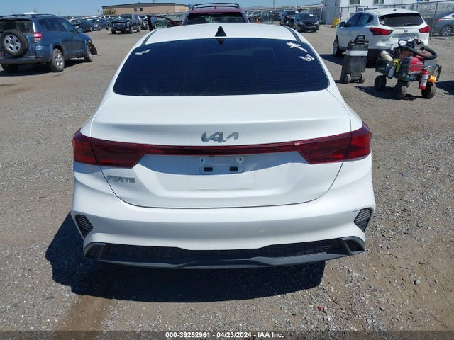 KIA Forte Lxs 2022 3KPF24AD4NE431128 Image 16
