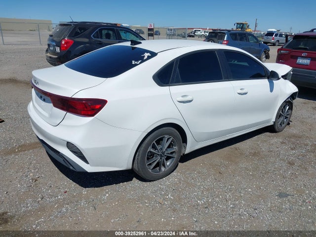 KIA Forte Lxs 2022 3KPF24AD4NE431128 Image 4