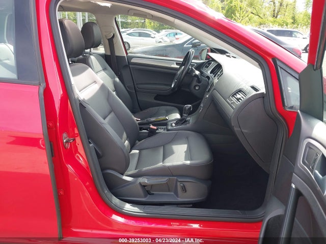 3VW2A7AU0FM018209 Volkswagen Golf Tdi Se 4-door