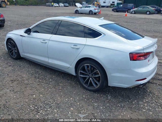 WAUB4CF58KA090798 Audi S5 3.0t Premium