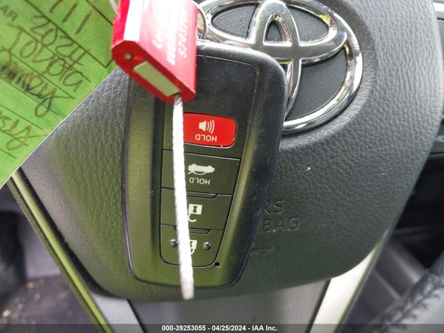 Toyota CAMRY SE 2024 4T1T11AK2RU206082 Image 11