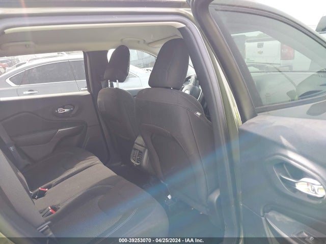 1C4PJLCB7LD568690 Jeep Cherokee Latitude Fwd