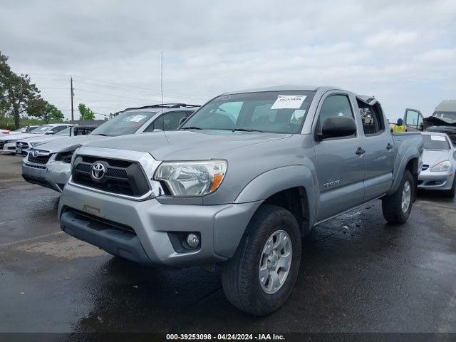 Toyota Tacoma Base V6 2015 5TFLU4EN6FX145833 Image 2