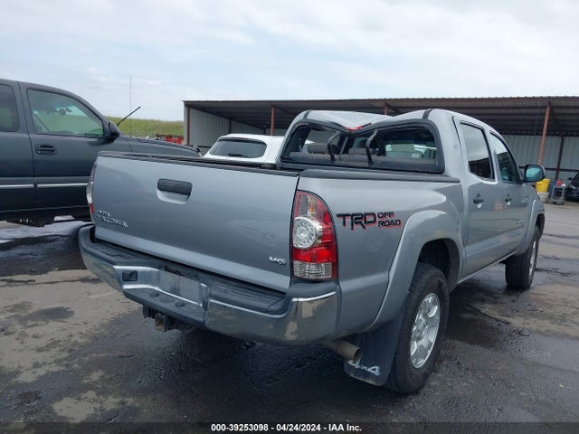 Toyota Tacoma Base V6 2015 5TFLU4EN6FX145833 Image 4
