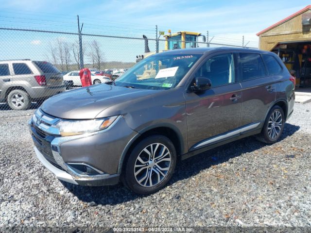 JA4AZ2A38HZ060852 Mitsubishi Outlander Es