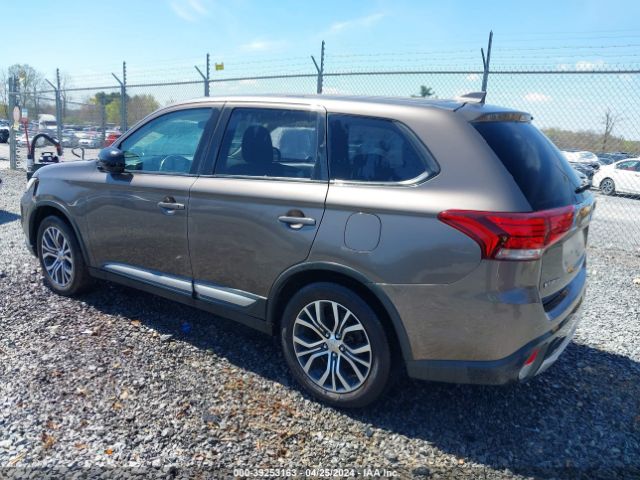 JA4AZ2A38HZ060852 Mitsubishi Outlander Es