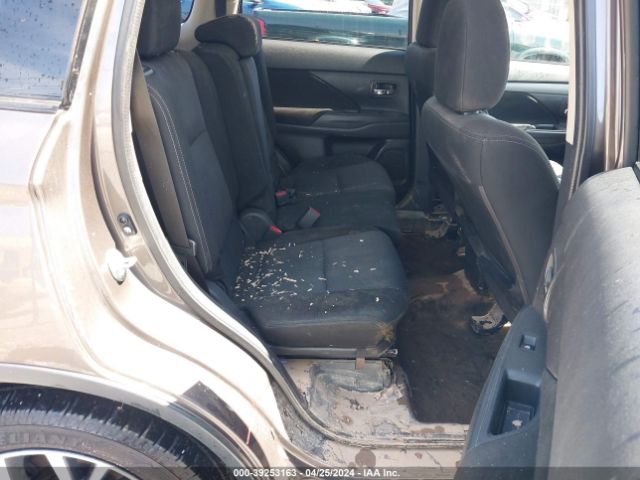 JA4AZ2A38HZ060852 Mitsubishi Outlander Es