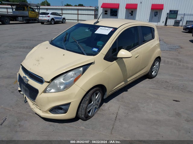 Chevrolet Spark Ls Auto 2014 KL8CB6S96EC529702 Image 2