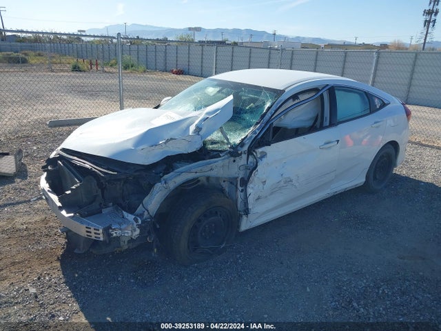 Honda Civic Lx 2018 2HGFC2F58JH557995 Image 2