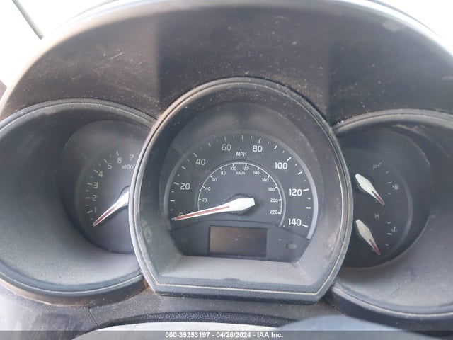 KNADM4A37E6348806 KIA RIO LX