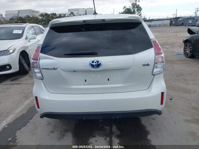 Toyota Prius V Five 2016 JTDZN3EU7GJ047567 Image 16
