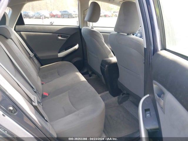Toyota Prius Three 2015 JTDKN3DU4F1880017 Image 8