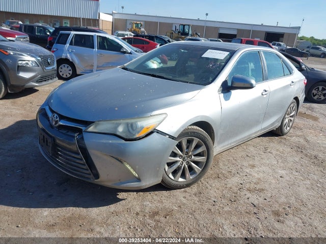 Toyota CAMRY XLE 2015 4T1BF1FKXFU940583 Image 2
