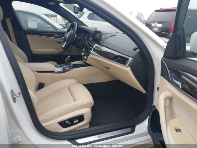 WBAJA9C52KB389564 BMW 530e Iperformance