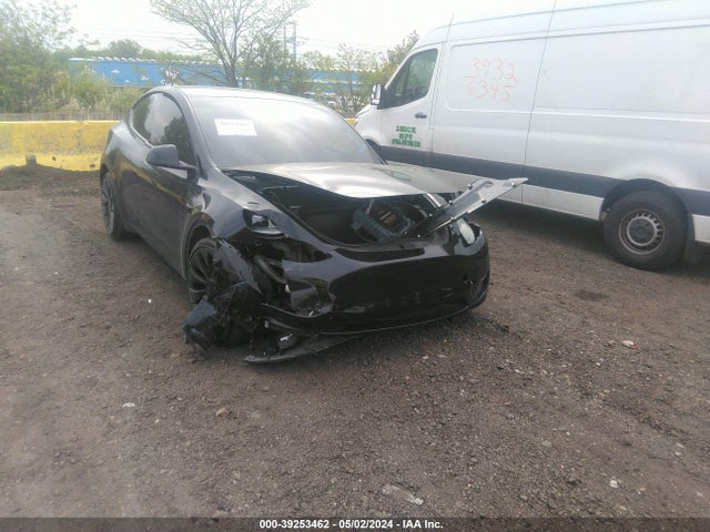 2022 TESLA MODEL Y 7SAYGDEF6NF530388 Photo 0