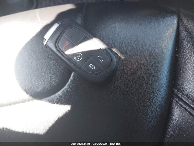 1C4PJMLB5KD268134 Jeep Cherokee Latitude Plus 4x4