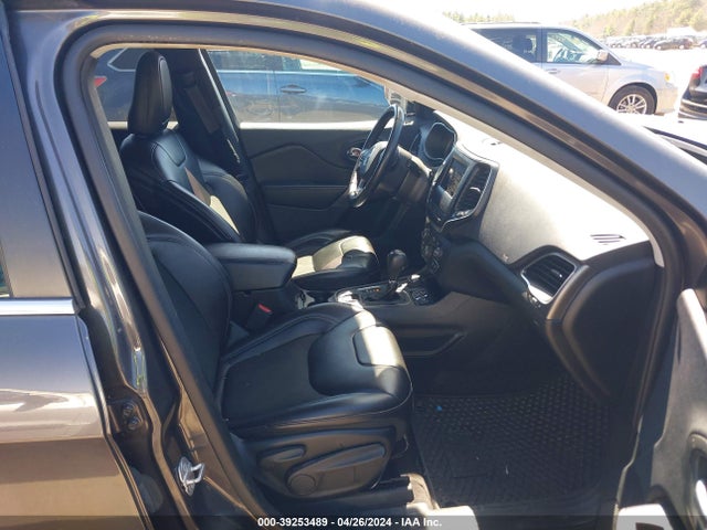 1C4PJMLB5KD268134 Jeep Cherokee Latitude Plus 4x4