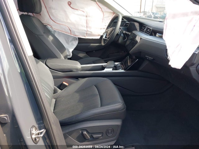 Audi Q8 E-tron Premium Plus Quattro 2024 WA15AAGE0RB038026 Image 5