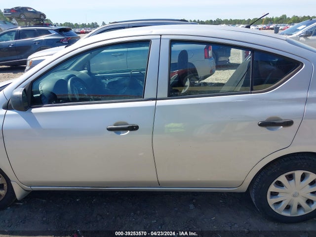 Nissan Versa 1.6 S+ 2015 3N1CN7AP8FL807528 Image 15