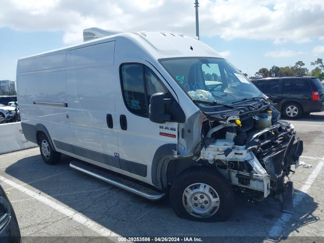 3C6URVJG4JE102854 RAM Promaster 3500 Cargo Van High Roof 159 Wb Ext