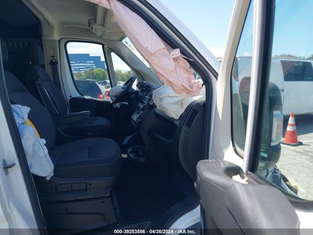 3C6URVJG4JE102854 RAM Promaster 3500 Cargo Van High Roof 159 Wb Ext