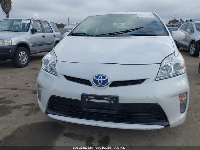 Toyota Prius Two 2015 JTDKN3DU5F0396721 Image 12