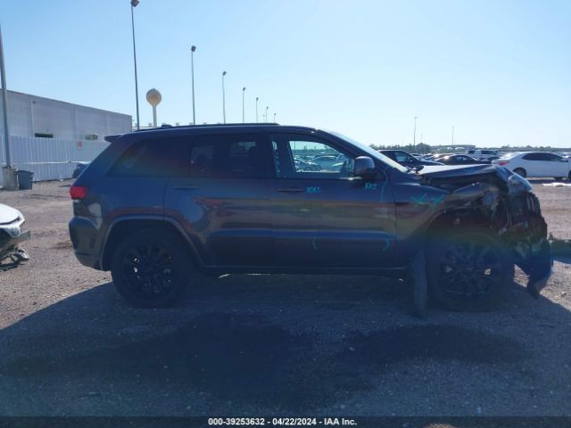1C4RJEAG4JC141568 Jeep Grand Cherokee Altitude 4x2
