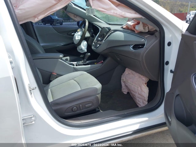 Chevrolet MALIBU 1LT 2017 1G1ZE5ST2HF240133 Image 5