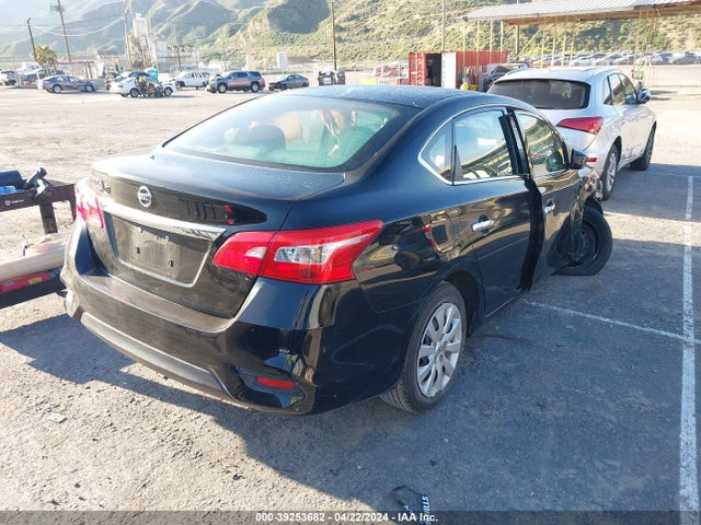 Nissan SENTRA S 2018 3N1AB7AP1JY238761 Image 4