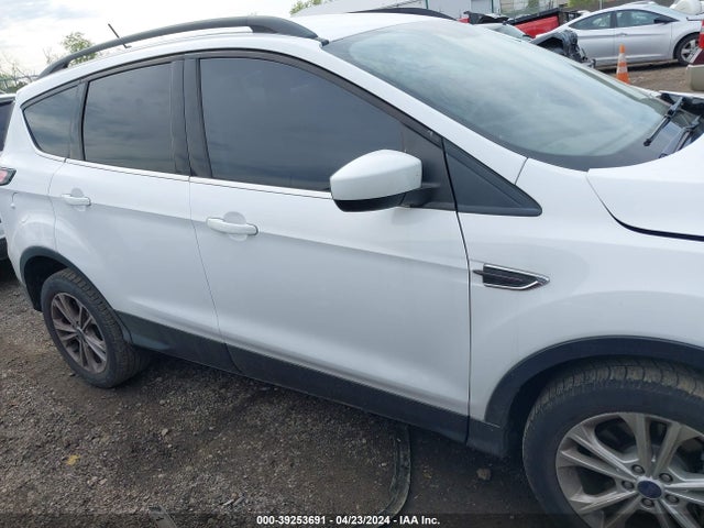 Ford ESCAPE SE 2018 1FMCU9GD0JUB37105 Image 13