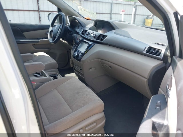 Honda ODYSSEY SE 2016 5FNRL5H37GB143825 Image 5