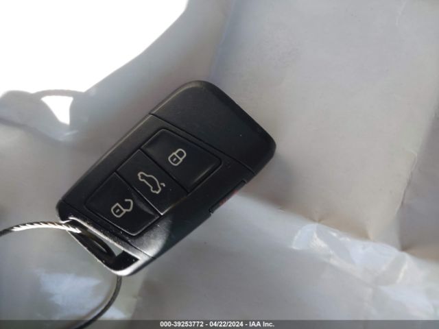 3VWC57BU8KM030545 Volkswagen Jetta 1.4t R-line/1.4t S/1.4t Se